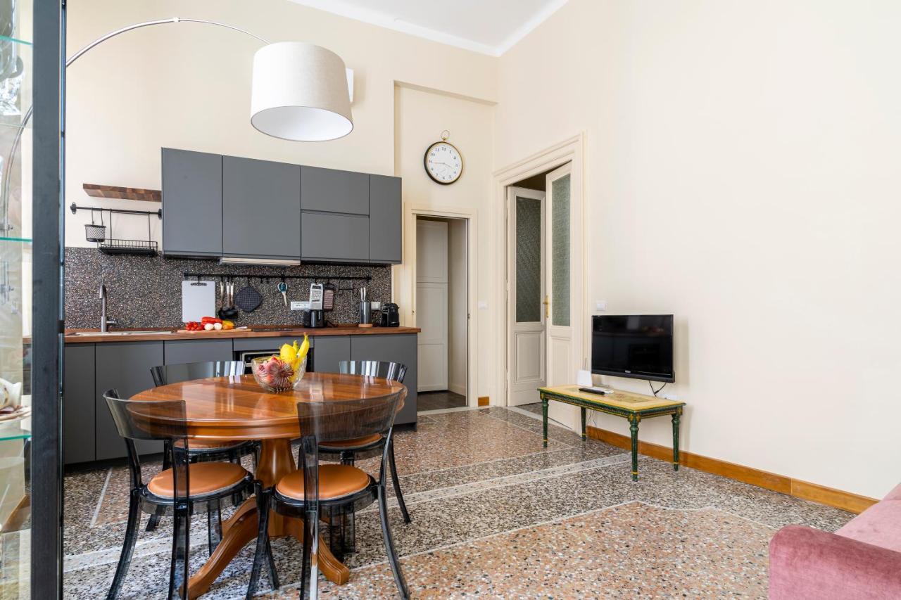 Livorno Central Flat-2 Min Walk The Cathedral! 외부 사진