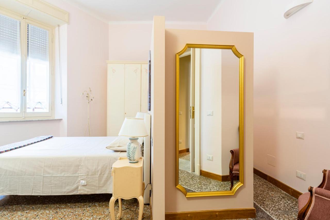 Livorno Central Flat-2 Min Walk The Cathedral! 외부 사진
